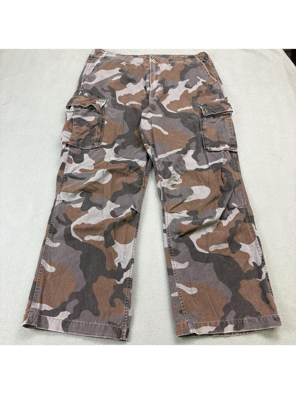 Camouflage Baggy Cargo Pants Size 38x29.5 in.) Brown Camo